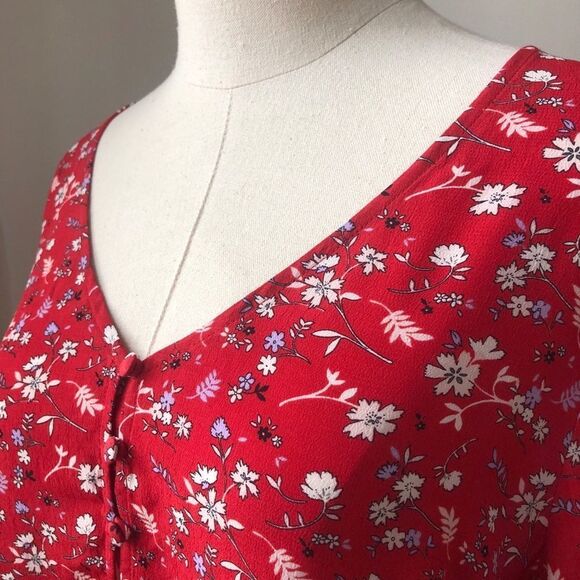 Sanctuary Farrah Floral Button Blouse Red NWOT S - Picture 6 of 10